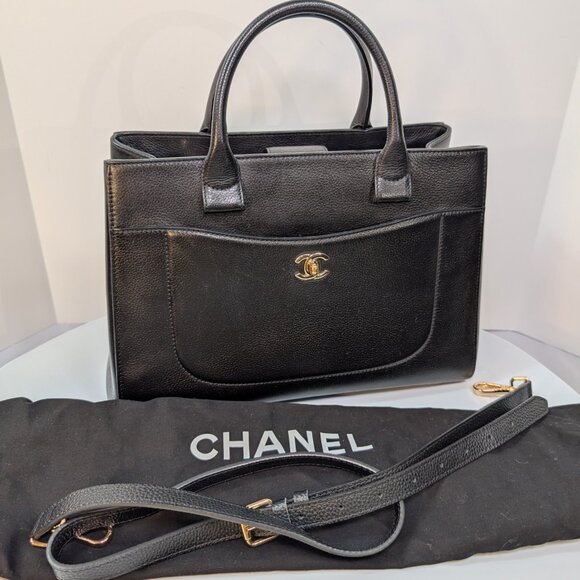 Chanel Pebbled Calfskin Small Tote - Picture 2 of 16